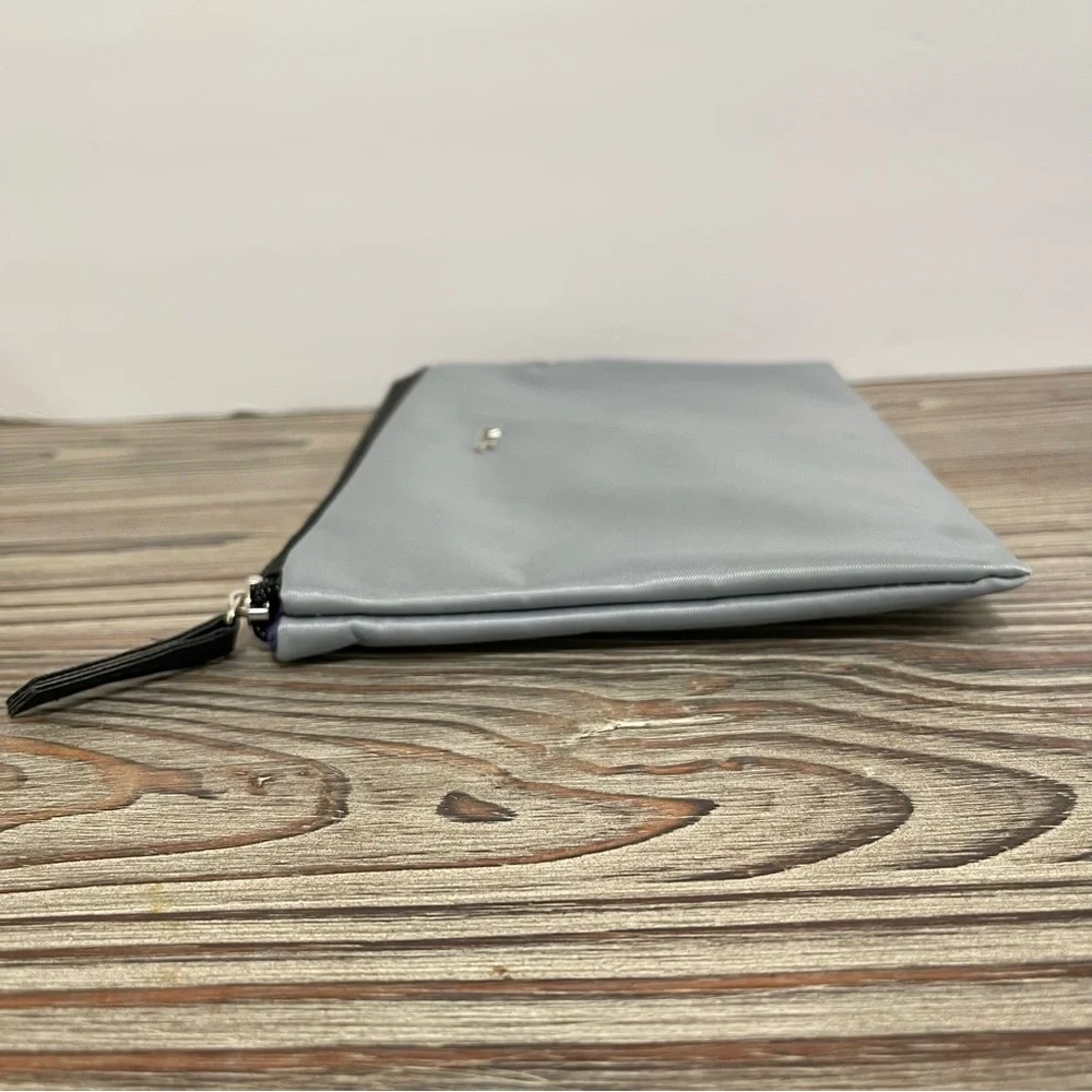 TUMI for DELTA Cosmetic Bag Travel Vacation Toiletry Grey Nylon Zip Close Lined